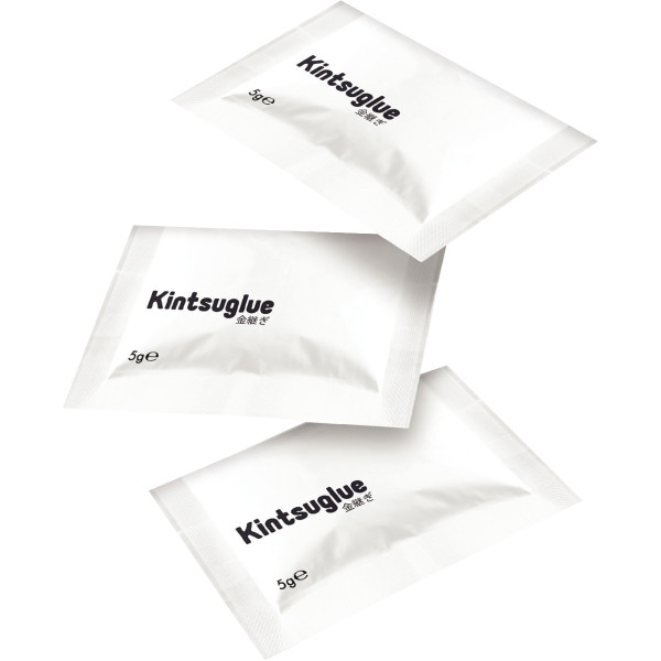 Blister de 3 sachets de 5 grammes de pâte adhésive flexible Kintsuglue