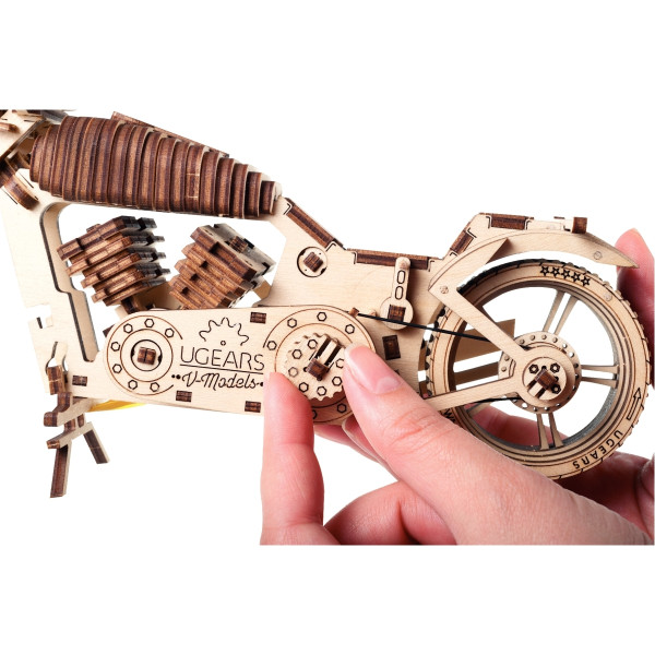 Maquette mécanique en bois, moto