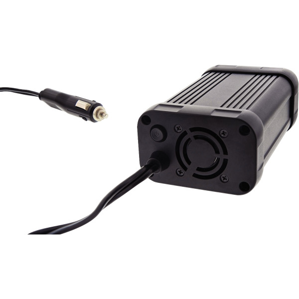 Convertisseur  de tension 12 V / 230 V