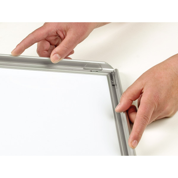 Cadre d'affichage extra plat 1 feuille A4