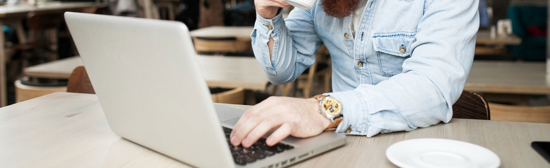 Quelle position pour travailler sur ordinateur portable ?